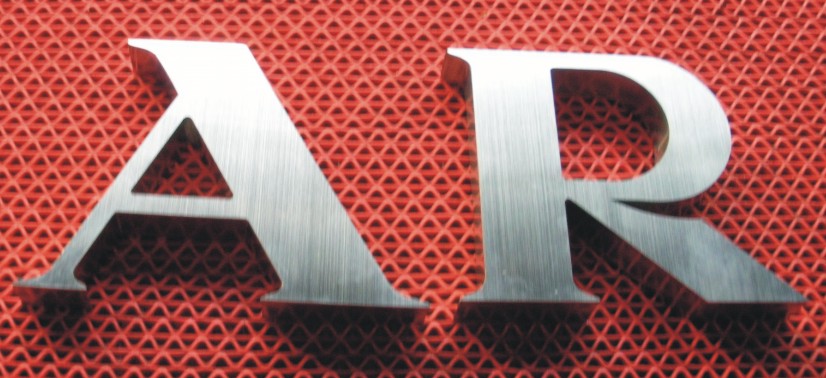 金屬廣告字焊(hàn)接